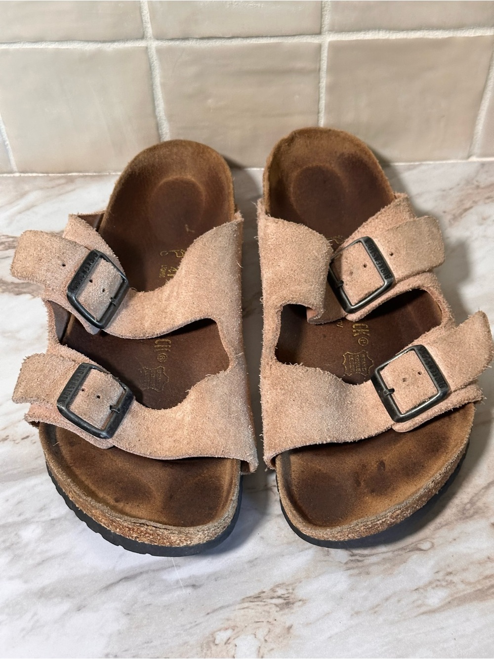 Birkenstock Arizona size 41- Pale Pink Suede